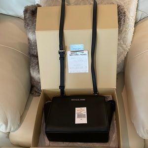 Michael Kors crossbody bag black